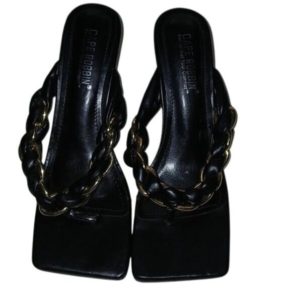 Cape Robbin Black Leather Chain Thong Sandals - Picture 2 of 4